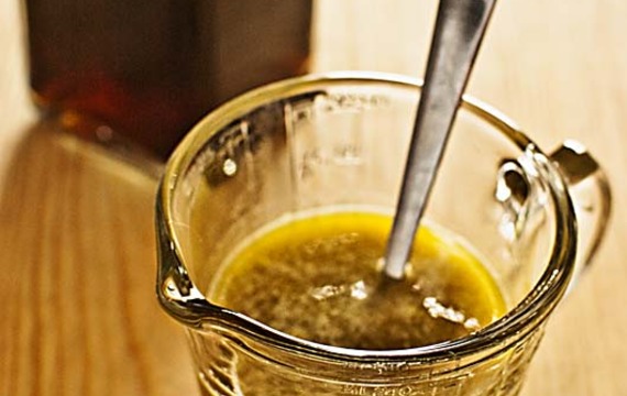 Pistachio oil