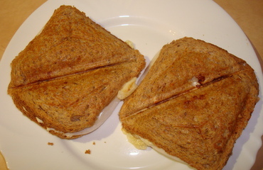 Toast with pineapple