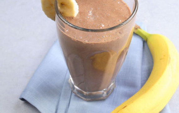 Banana-cocoa drink