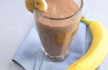 Banana-cocoa drink