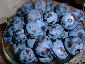 Plums - picture no. 1