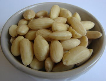 Almonds - picture no. 1