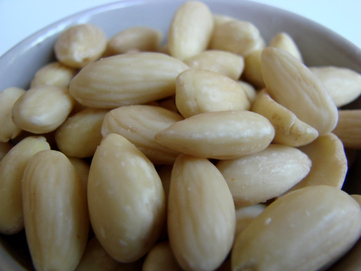 Almonds - picture no. 2
