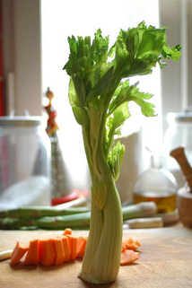 Celery leaves - picture no. 2