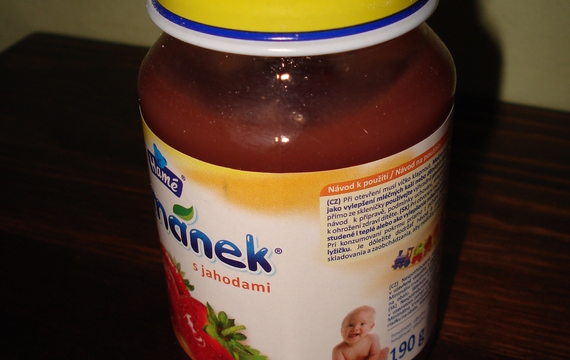 Fruit puree for kids